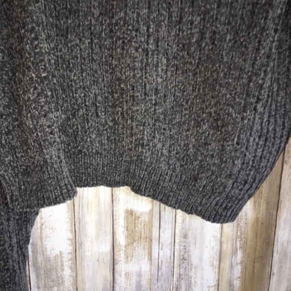 NWT Arizona Jeans Co. Grey Cable Knit Sweater - Picture 3 of 5